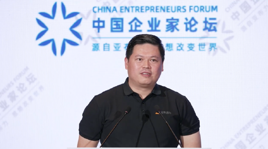 无界动力创始人张玉峰：2025年全球人形机器人产量约两万台，真正可落地干活的商用机器人几乎空白